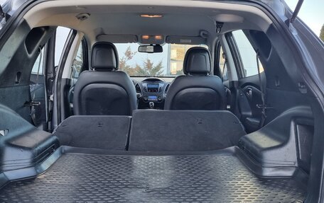 Hyundai ix35 I рестайлинг, 2011 год, 950 000 рублей, 16 фотография