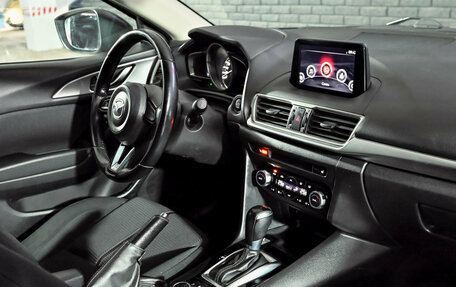 Mazda 3, 2018 год, 1 650 000 рублей, 18 фотография