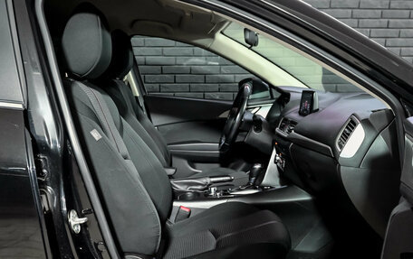 Mazda 3, 2018 год, 1 650 000 рублей, 11 фотография