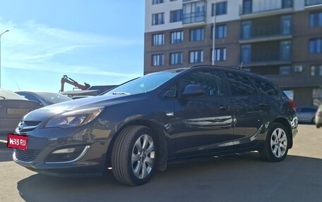 Opel Astra J, 2013 год, 680 000 рублей, 1 фотография
