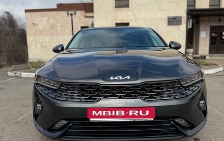 KIA K5, 2021 год, 2 700 000 рублей, 13 фотография