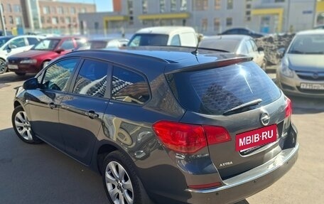 Opel Astra J, 2013 год, 680 000 рублей, 5 фотография