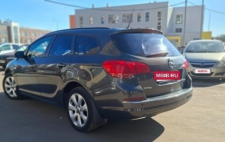 Opel Astra J, 2013 год, 680 000 рублей, 4 фотография