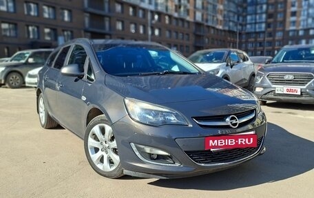 Opel Astra J, 2013 год, 680 000 рублей, 9 фотография