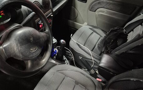 Renault Logan I, 2006 год, 320 000 рублей, 6 фотография