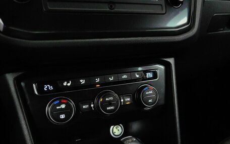 Volkswagen Tiguan II, 2017 год, 1 717 000 рублей, 15 фотография