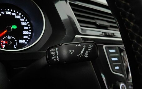 Volkswagen Tiguan II, 2017 год, 1 717 000 рублей, 20 фотография