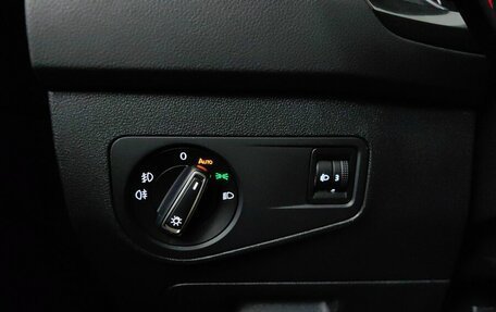 Volkswagen Tiguan II, 2017 год, 1 717 000 рублей, 21 фотография