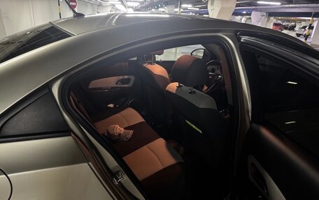 Chevrolet Cruze II, 2011 год, 820 000 рублей, 7 фотография