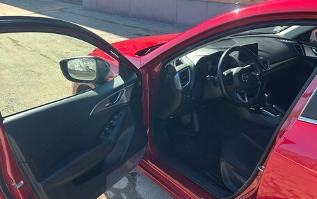 Mazda 3, 2017 год, 1 800 000 рублей, 9 фотография