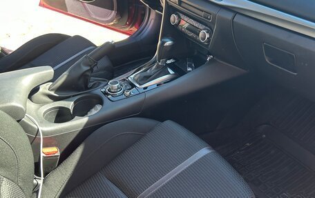 Mazda 3, 2017 год, 1 800 000 рублей, 16 фотография