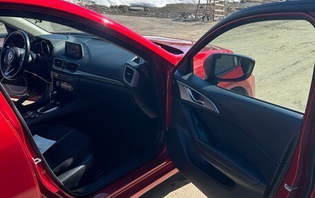 Mazda 3, 2017 год, 1 800 000 рублей, 15 фотография