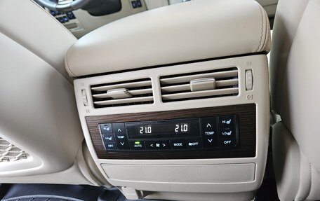 Toyota Land Cruiser 200, 2019 год, 8 599 000 рублей, 9 фотография