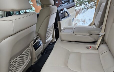 Toyota Land Cruiser 200, 2019 год, 8 599 000 рублей, 10 фотография