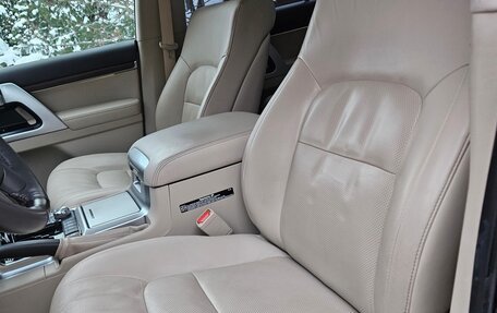 Toyota Land Cruiser 200, 2019 год, 8 599 000 рублей, 16 фотография