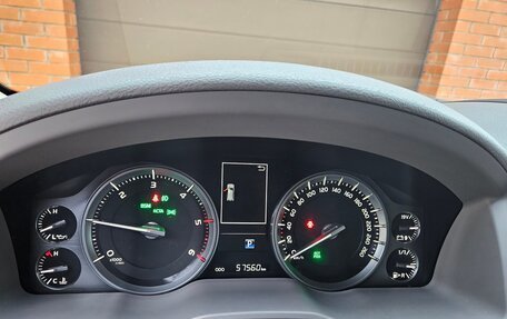 Toyota Land Cruiser 200, 2019 год, 8 599 000 рублей, 13 фотография