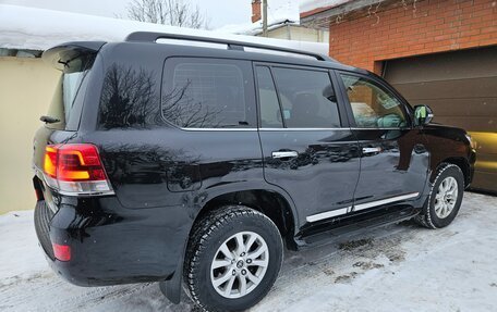 Toyota Land Cruiser 200, 2019 год, 8 599 000 рублей, 20 фотография