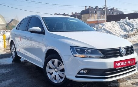 Volkswagen Jetta VI, 2017 год, 1 450 000 рублей, 2 фотография