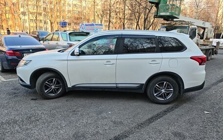 Mitsubishi Outlander III рестайлинг 3, 2018 год, 1 970 000 рублей, 1 фотография