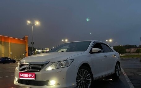 Toyota Camry, 2013 год, 1 920 000 рублей, 1 фотография