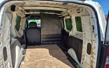 Peugeot Partner II рестайлинг 2, 2011 год, 570 000 рублей, 10 фотография