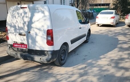 Peugeot Partner II рестайлинг 2, 2010 год, 350 000 рублей, 3 фотография