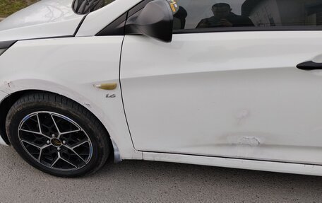 Hyundai Solaris II рестайлинг, 2013 год, 730 000 рублей, 2 фотография