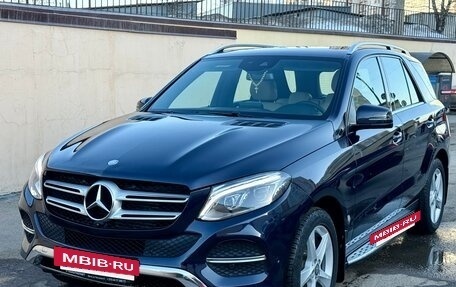 Mercedes-Benz GLE, 2015 год, 3 898 000 рублей, 3 фотография