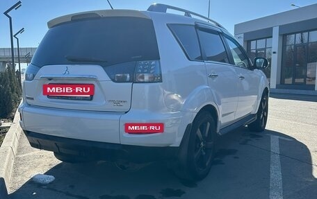 Mitsubishi Outlander III рестайлинг 3, 2010 год, 1 300 000 рублей, 5 фотография