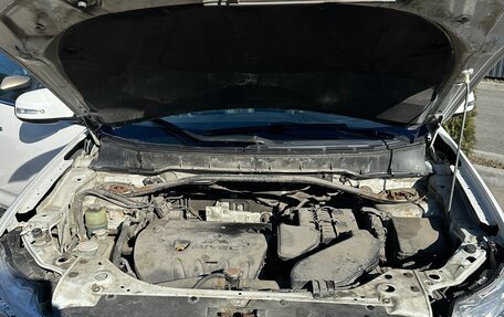 Mitsubishi Outlander III рестайлинг 3, 2010 год, 1 300 000 рублей, 15 фотография