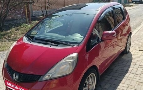 Honda Jazz II рестайлинг, 2011 год, 750 000 рублей, 4 фотография