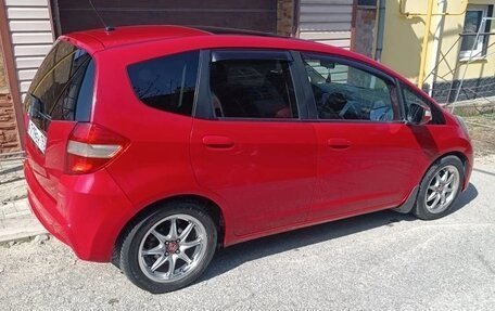 Honda Jazz II рестайлинг, 2011 год, 750 000 рублей, 5 фотография