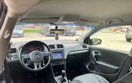 Volkswagen Polo VI (EU Market), 2011 год, 550 000 рублей, 9 фотография