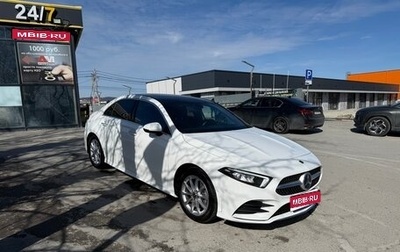 Mercedes-Benz A-Класс, 2021 год, 3 100 000 рублей, 1 фотография