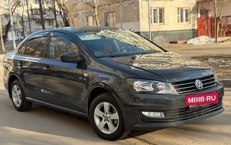 Volkswagen Polo VI (EU Market), 2015 год, 908 000 рублей, 2 фотография