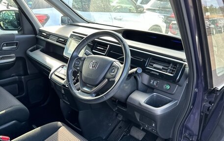 Honda Stepwgn IV, 2015 год, 2 150 000 рублей, 14 фотография