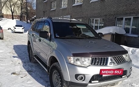 Mitsubishi Pajero Sport II рестайлинг, 2012 год, 1 450 000 рублей, 2 фотография