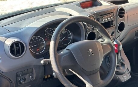 Peugeot Partner II рестайлинг 2, 2022 год, 2 460 000 рублей, 10 фотография