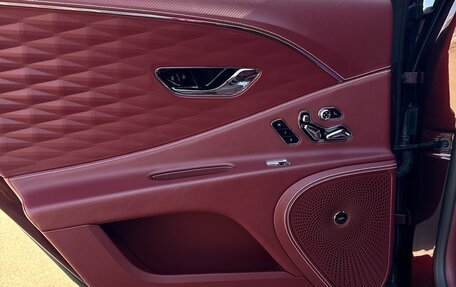 Bentley Flying Spur, 2021 год, 23 500 000 рублей, 15 фотография