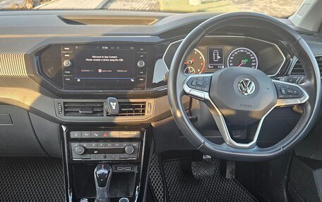 Volkswagen T-Cross I, 2020 год, 1 500 000 рублей, 10 фотография