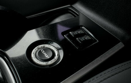 Mitsubishi Outlander III рестайлинг 3, 2017 год, 1 995 000 рублей, 21 фотография