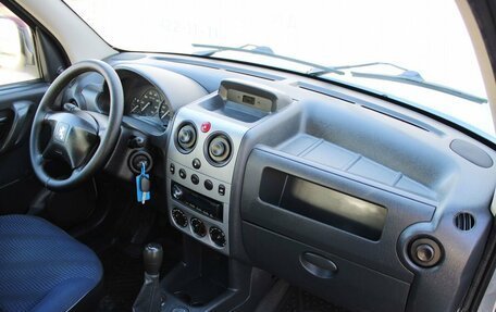 Peugeot Partner II рестайлинг 2, 2010 год, 699 000 рублей, 7 фотография