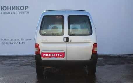 Peugeot Partner II рестайлинг 2, 2010 год, 699 000 рублей, 6 фотография