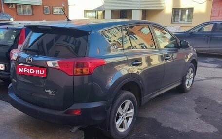 Toyota RAV4, 2013 год, 2 200 000 рублей, 3 фотография