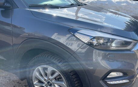 Hyundai Tucson III, 2017 год, 1 950 000 рублей, 2 фотография