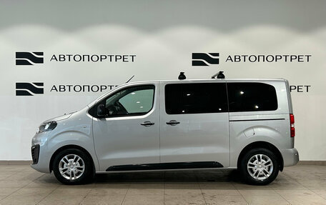 Opel Zafira Life I, 2020 год, 2 899 000 рублей, 4 фотография