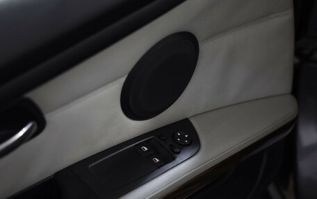 BMW 3 серия, 2006 год, 1 099 000 рублей, 15 фотография