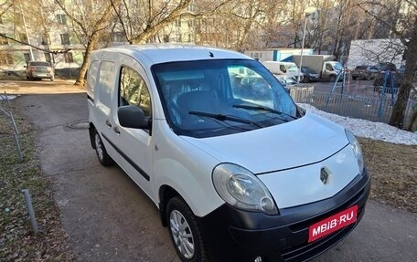 Renault Kangoo II рестайлинг, 2012 год, 395 000 рублей, 1 фотография