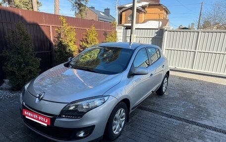 Renault Megane III, 2012 год, 660 000 рублей, 2 фотография