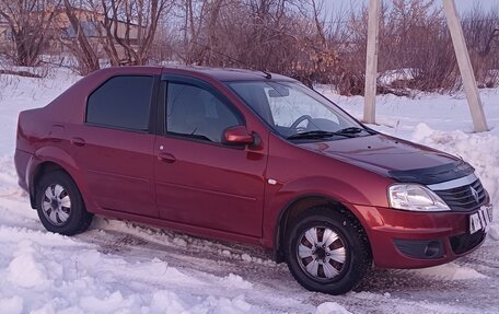 Renault Logan I, 2011 год, 580 000 рублей, 3 фотография